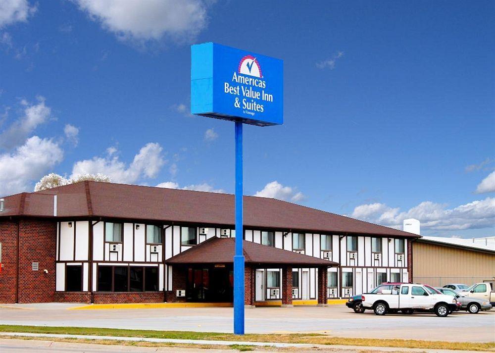 Boarders Inn & Suites By Cobblestone Hotels - Broken Bow Ngoại thất bức ảnh