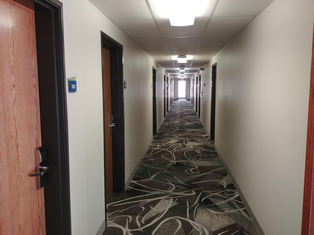 Boarders Inn & Suites By Cobblestone Hotels - Broken Bow Ngoại thất bức ảnh
